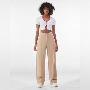 Bershka High Waist Wide Leg Trousers • Khaki Tan Dress Pants • Size 4 / EUR 36